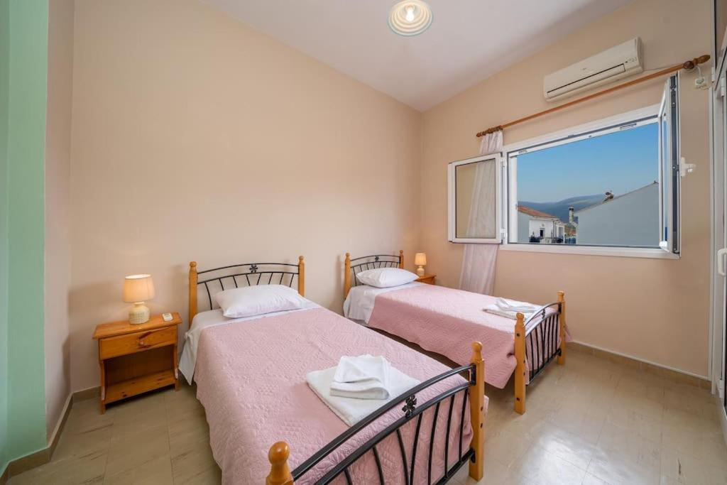 Vasilakis Apartment Sami  Ngoại thất bức ảnh