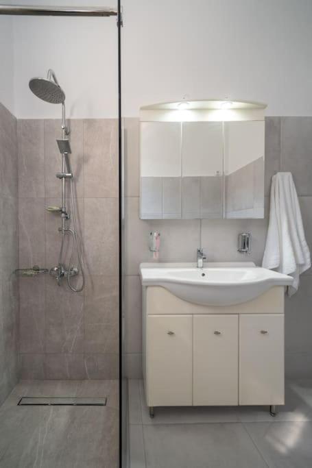 Vasilakis Apartment Sami  Ngoại thất bức ảnh