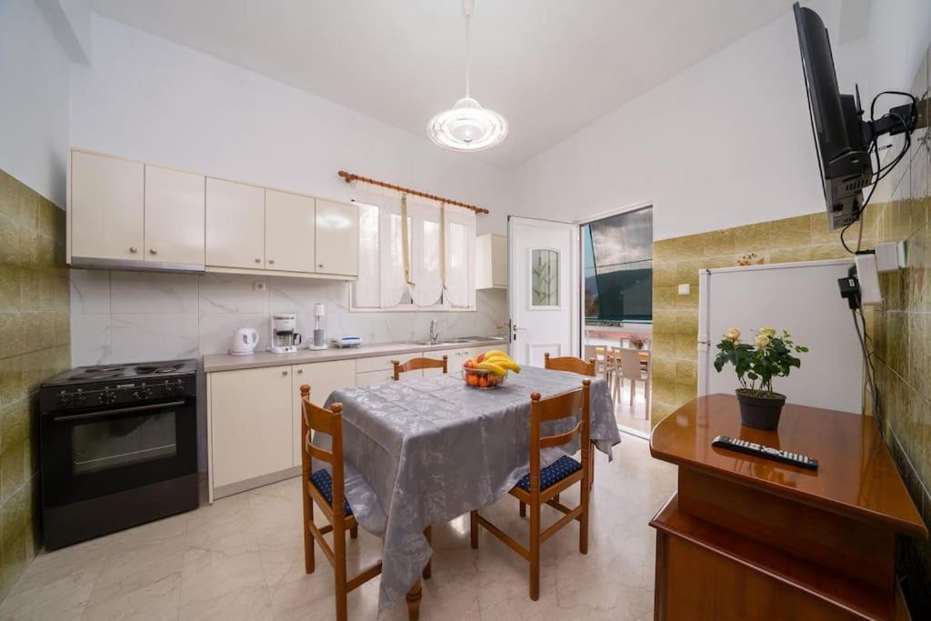Vasilakis Apartment Sami  Ngoại thất bức ảnh